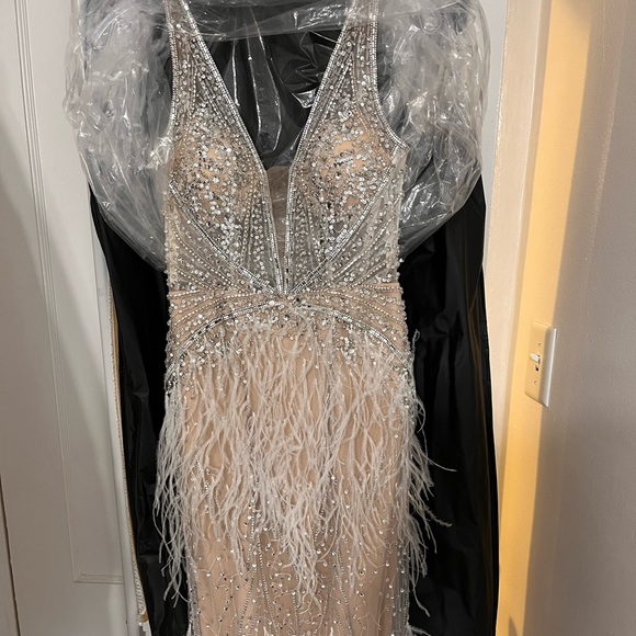 Jovani Prom Dress - Picture 5 of 10
